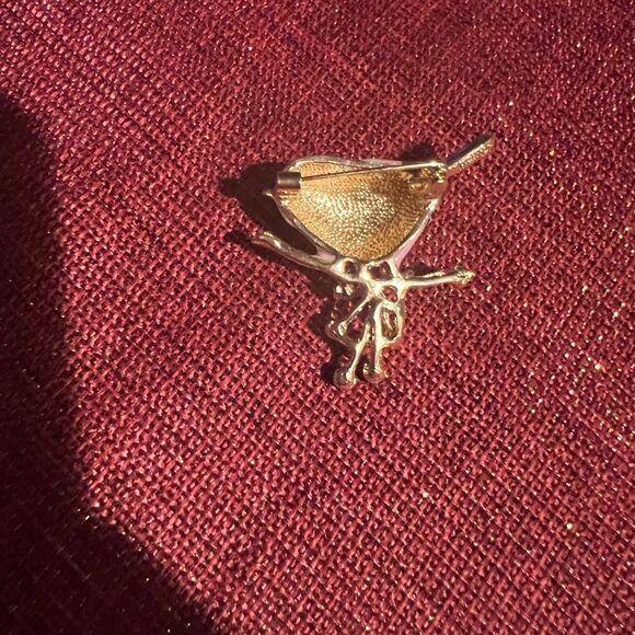Adorable, Bird Brooch Enamel Pin Cute Bird - Picture 5 of 5